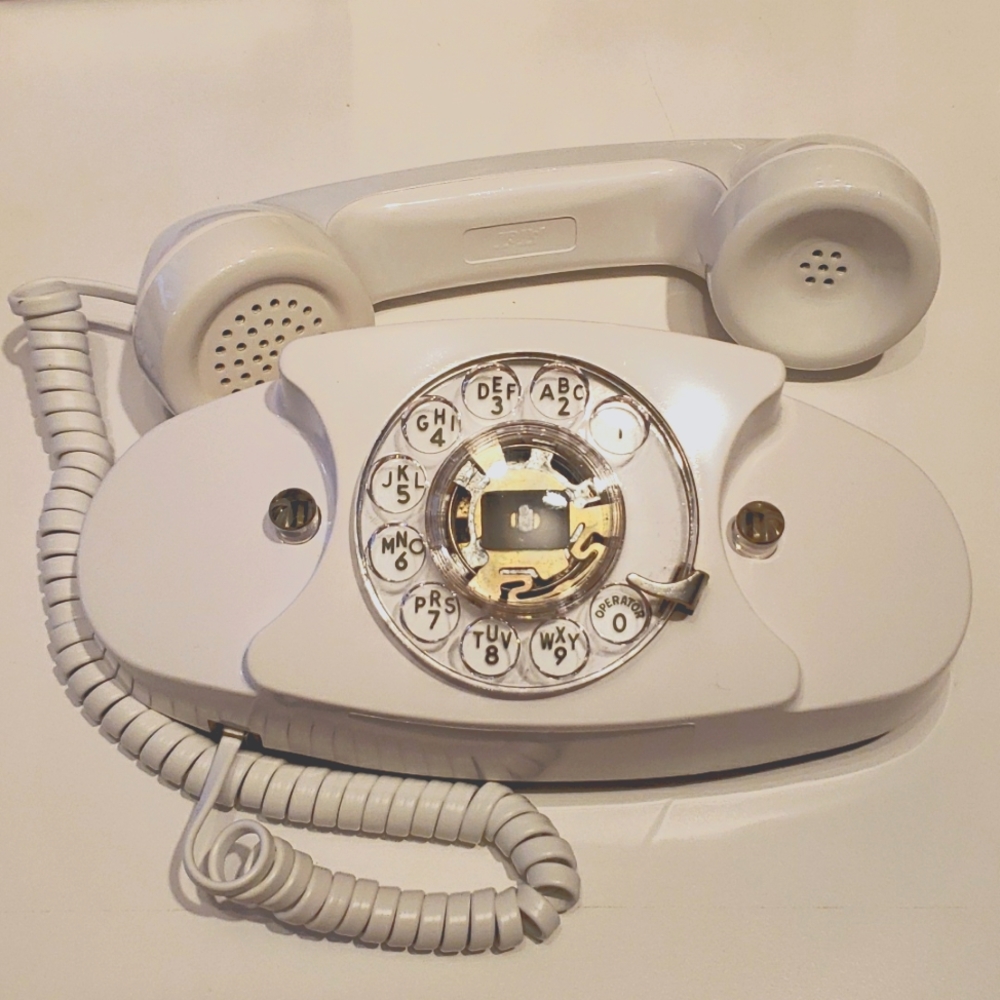 Host Pick 🥂 Vintage NIB AT&T Princess Rotary Phone White